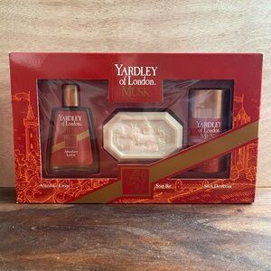 Vintage Yardley of London Musk Gift Set Aftershave Lotion Soap Bar Deodorant NEW